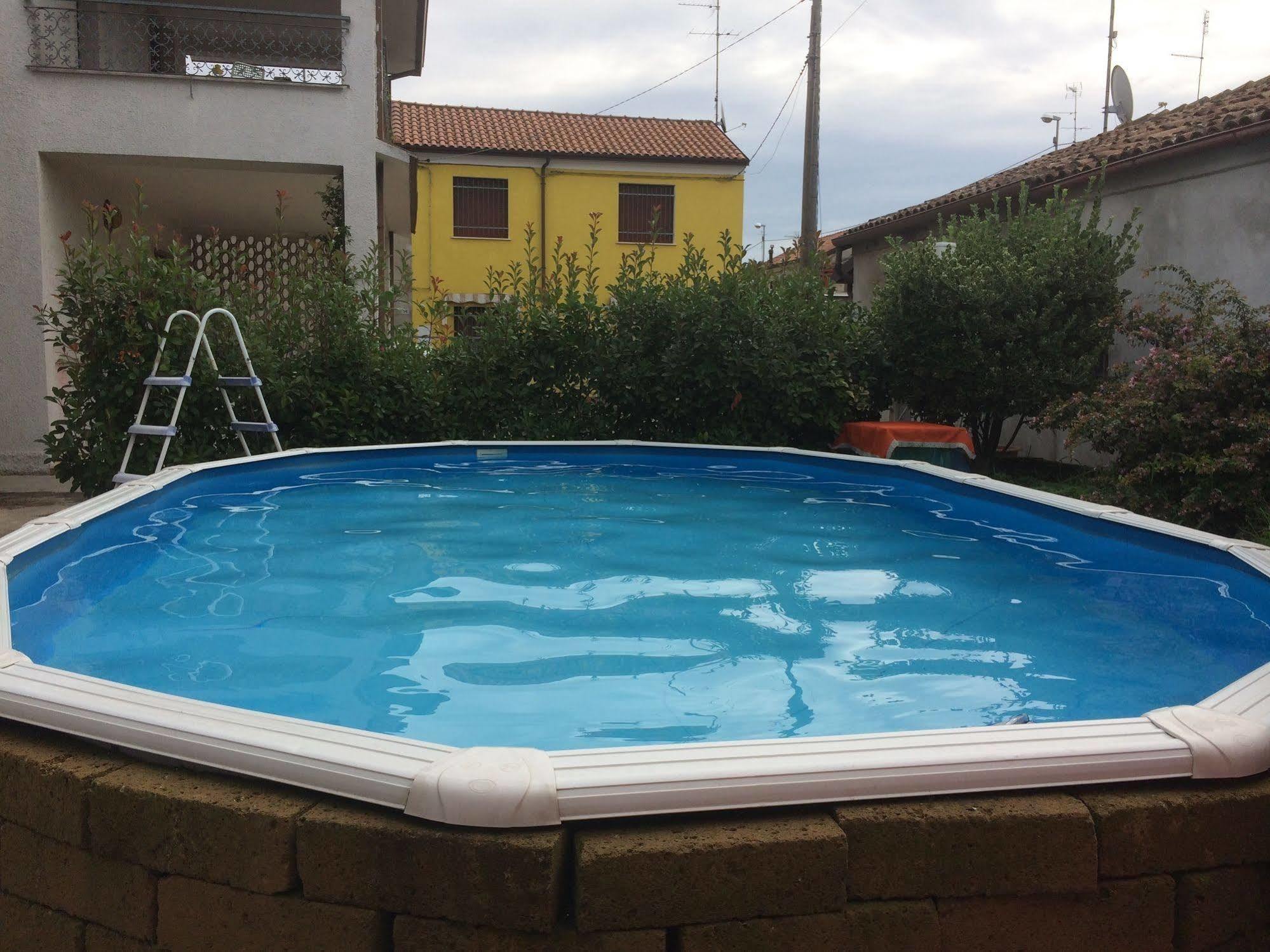 B&B Soleluna Massa Fiscaglia Exterior foto